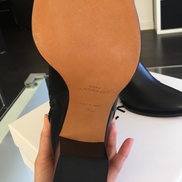 Givenchy Mid-heel Ankle Boot - Picture 9 of 10